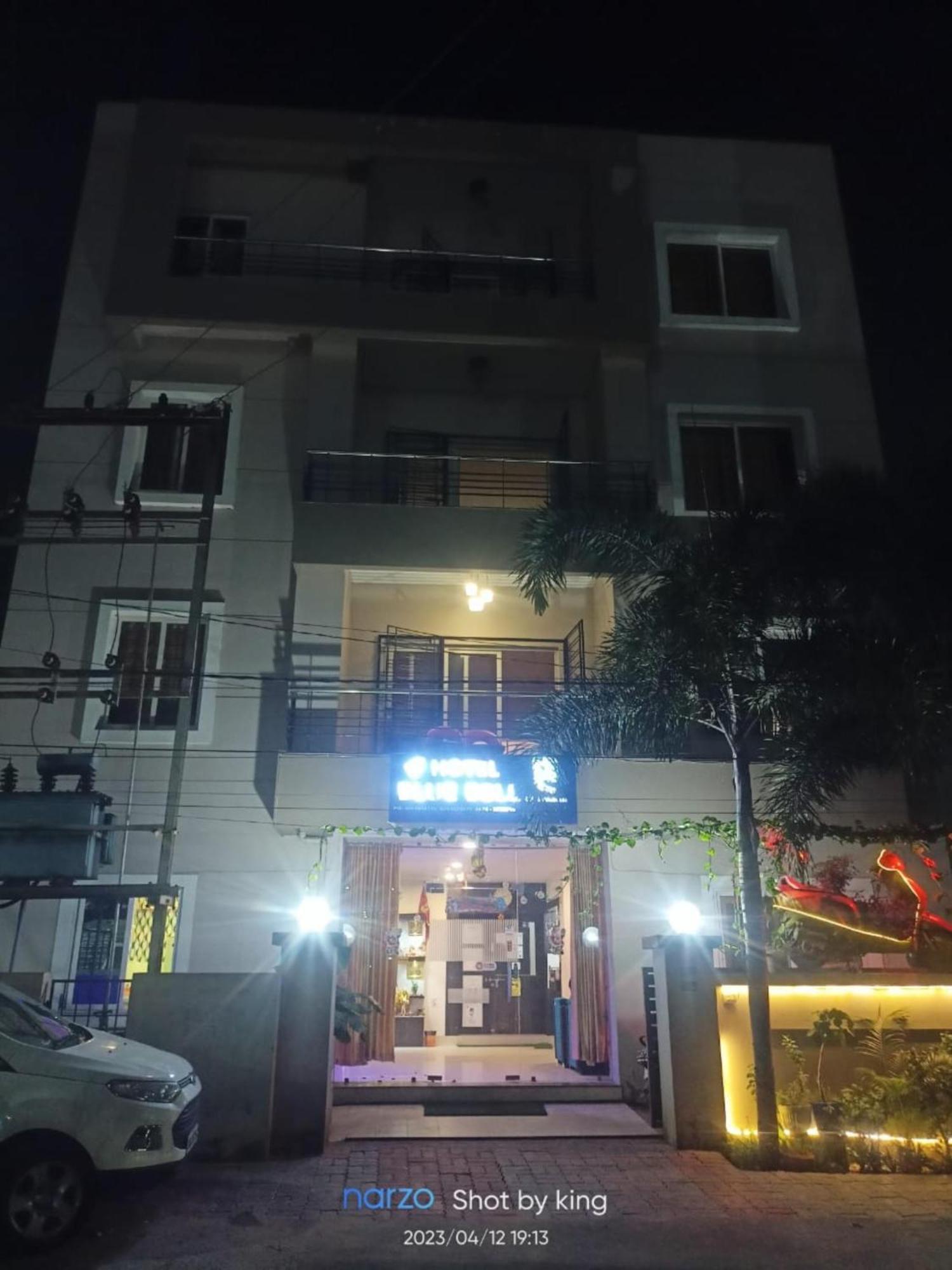Goroomgo Blue Bell Bhubaneswar - Well Decorated Room -Wifi And Parking Facilities Available Esterno foto
